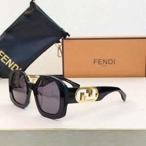 Fendi Sunglasses 537
